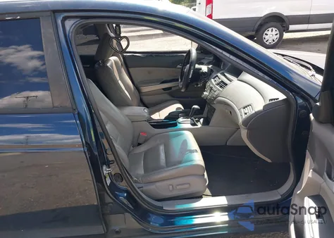 2010 Honda Accord 3.5 Ex-L z USA, uszkodzony, nr VIN 5KBCP3F8XAB017268